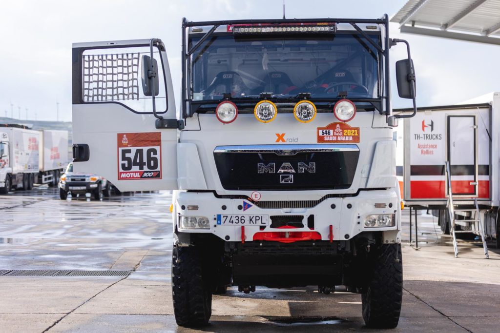 Camion MAN 6X6 TH-Trucks frontal