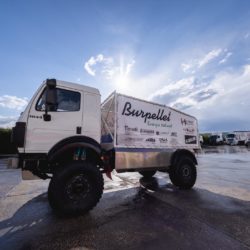 Camion de rally Mercedes 4x4 TH-Trucks perfil2